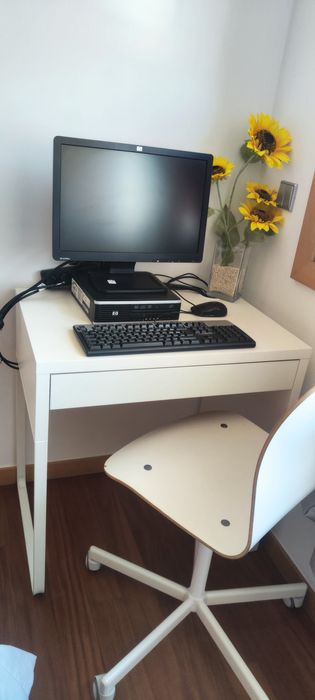 Computador secretária Windows 11 completo