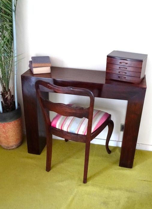 Indyjskie biurko kolonialne z AlmiDecor z litego drewna palisander