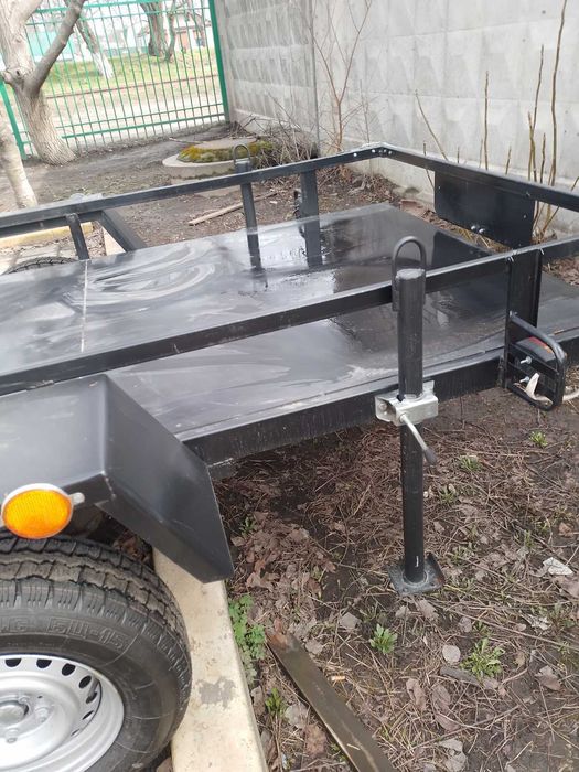 Платформа  вантажна  гальмівна  для легкового  авто