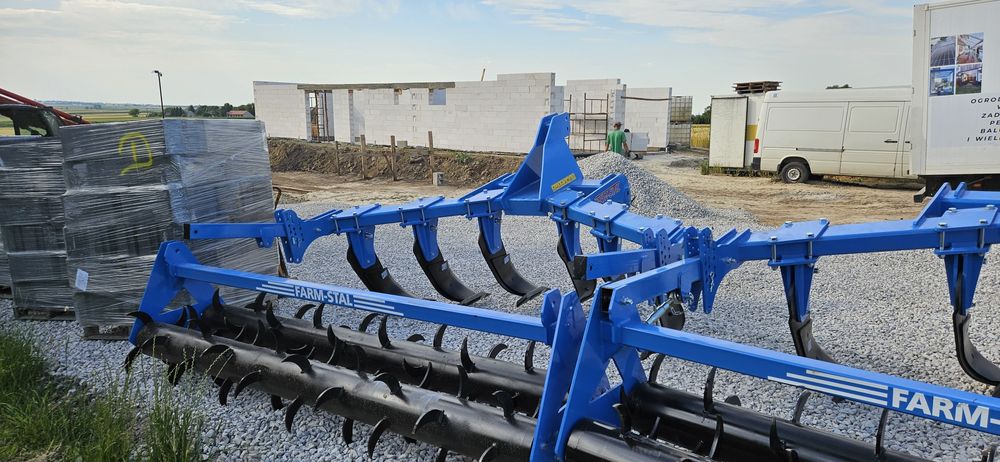 Głębosz michel. 4 łapy 2,5m 6 łap 3m pług dłutowy