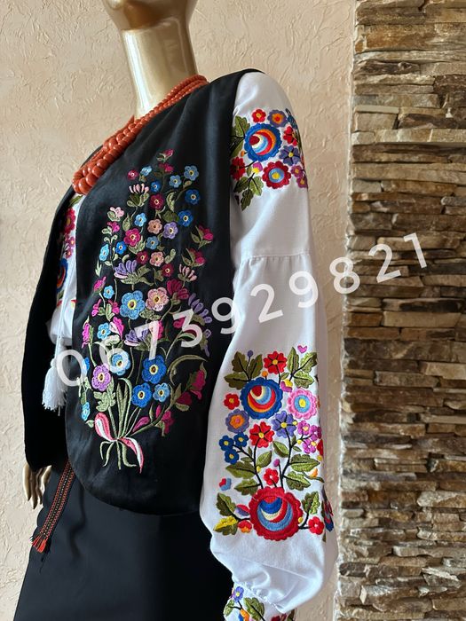 Вишитий горсет, камізелька, безрукавка, кептар, лейбик, горсик