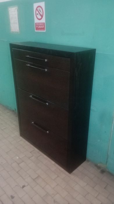Móvel tipo sapateira