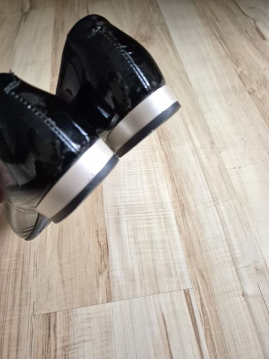 Półbuty Gino Rossi rozm. 37