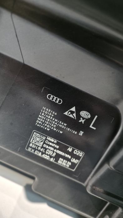 Фари Audi Q6 e-tron Matrix Європа audi q6 ауди ку 6