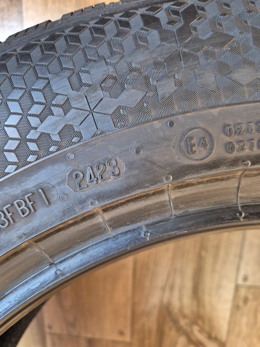 215/65/17 Continental para zima 6,5mm 2023r