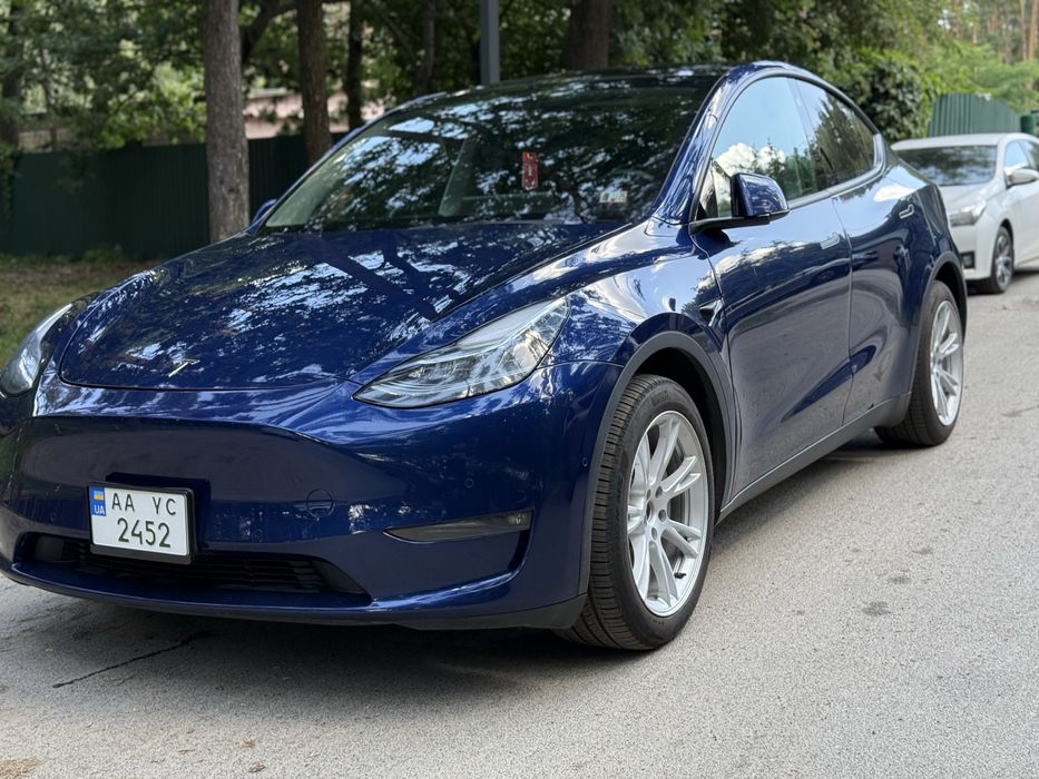 Tesla model Y 7мест 500km