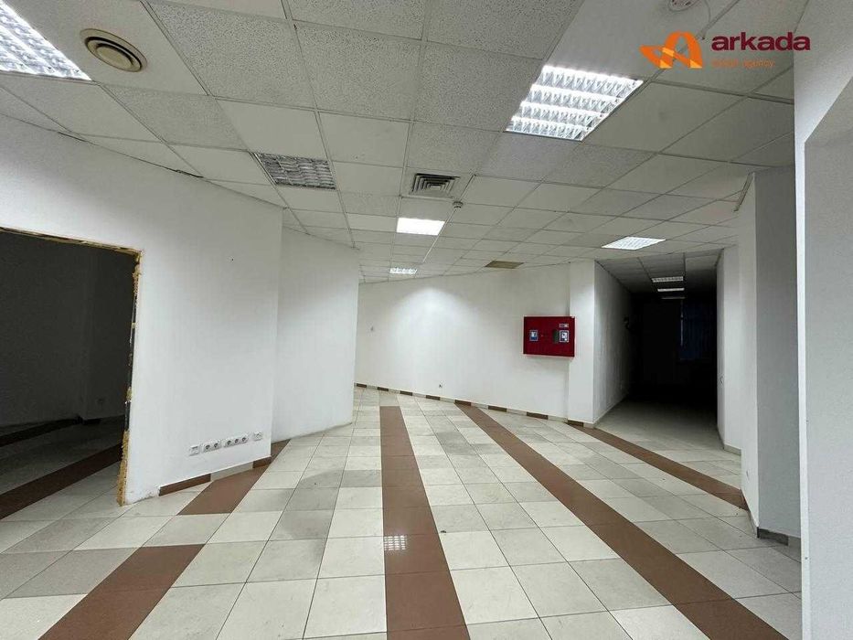 Комерційне приміщення в центрі Івано – Франківська.