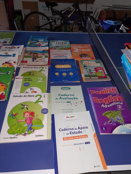 Livros do 2 ano várias disciplinas e editoras