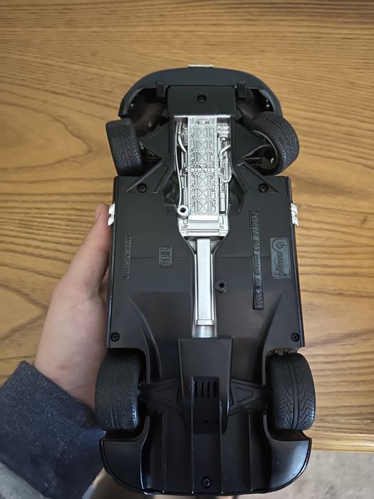 Peugeot 907 concept car 2004 1/18