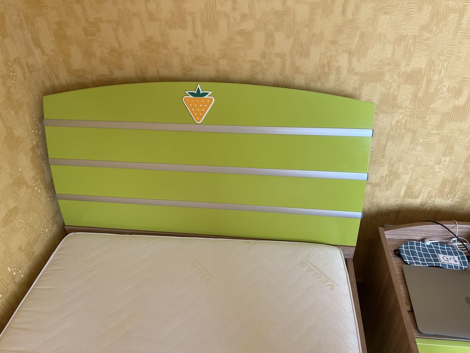 Меблі Cilek ліжко  приліжкова тумба