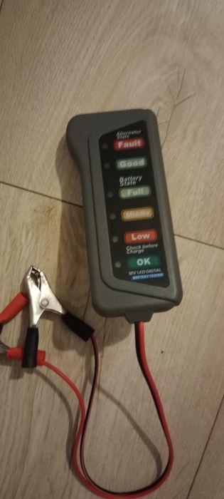 Tester akumulatora