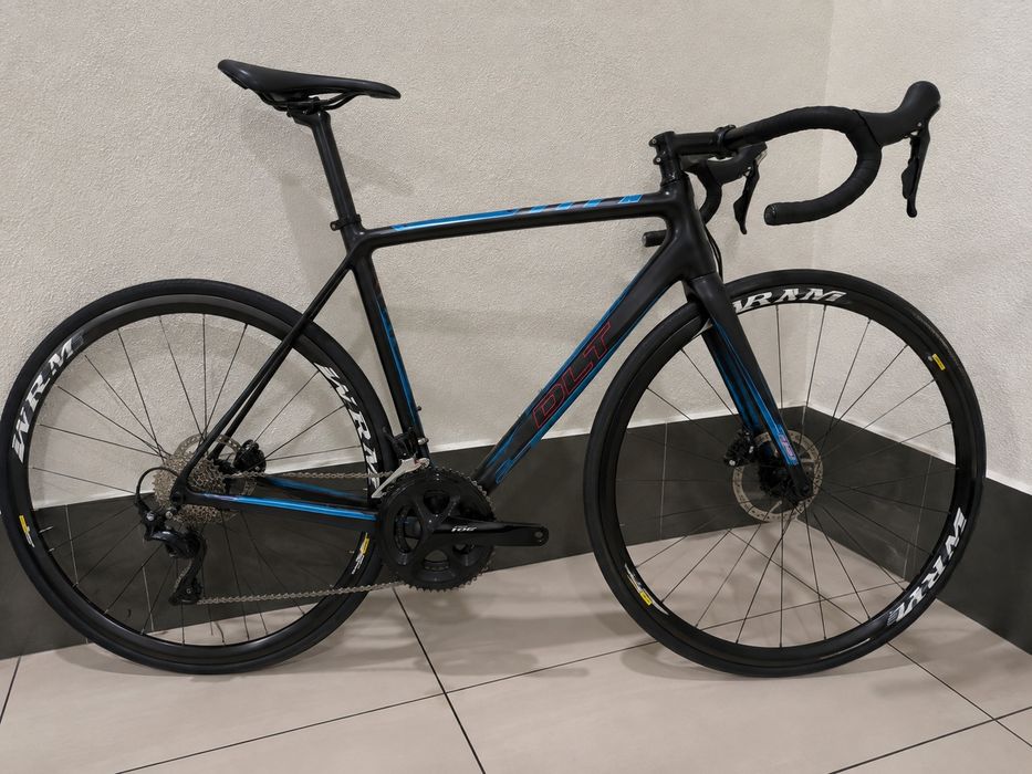 Bicicleta com rodas de corrida