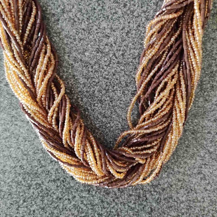 Намисто, кольє, чокер із бісеру