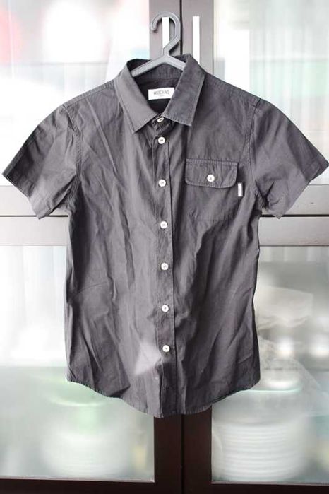 Camisa preta original da MOSCHINO Milano tamanho TEEN