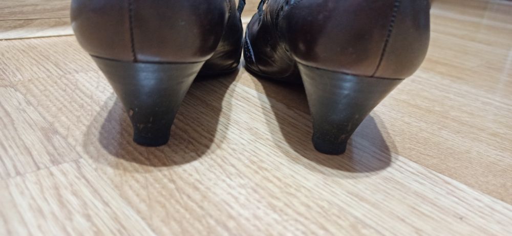 Caprice buty damskie roz. 38