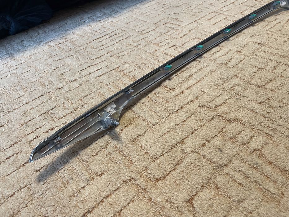 Молдинг крышки багажника хром 873103S001 Hyundai Sonata YF