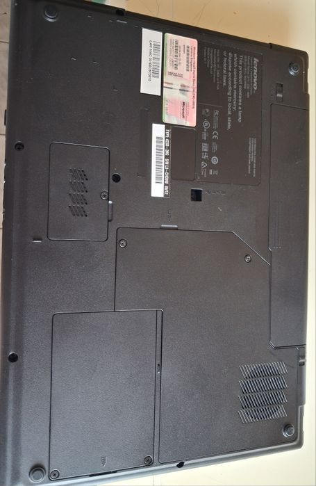 Laptop Lenovo n500