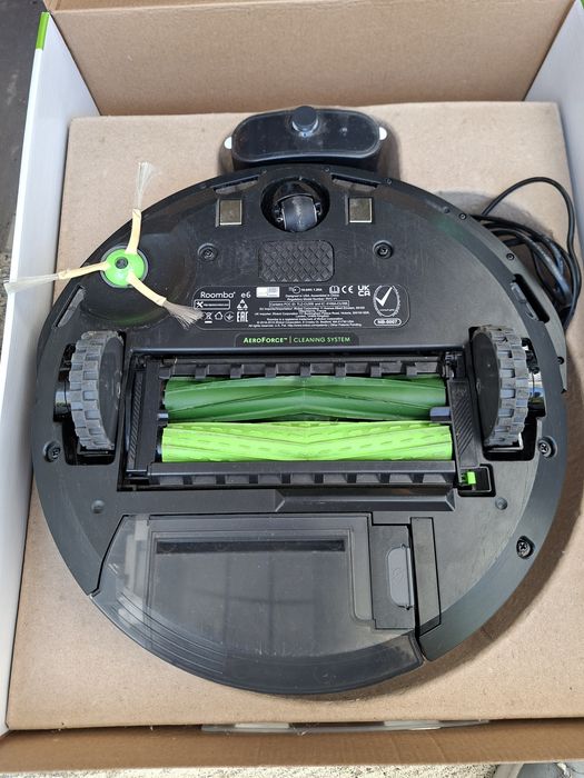 Irobot Roomba E6 usado