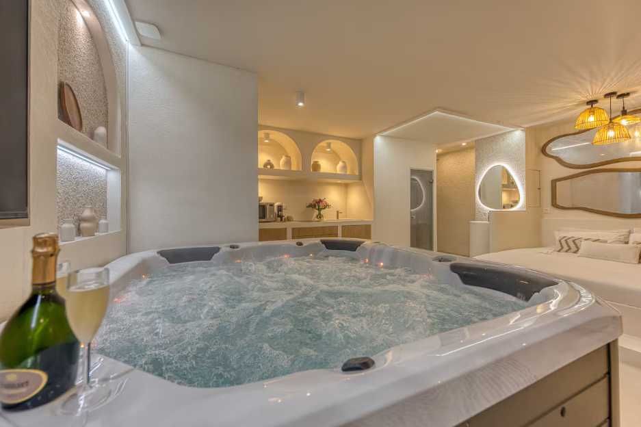 PROMOCJA! Piękny Apartament z Prywatnym Jacuzzi i Sauną Centrum Parking