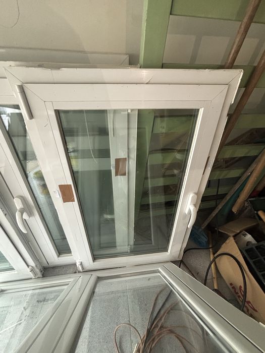 #1 Disponivel Portada e janela oscilo-batente