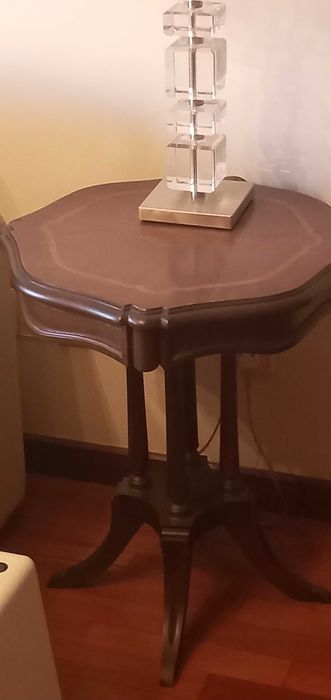 Mahogany Side Table64751555613441121