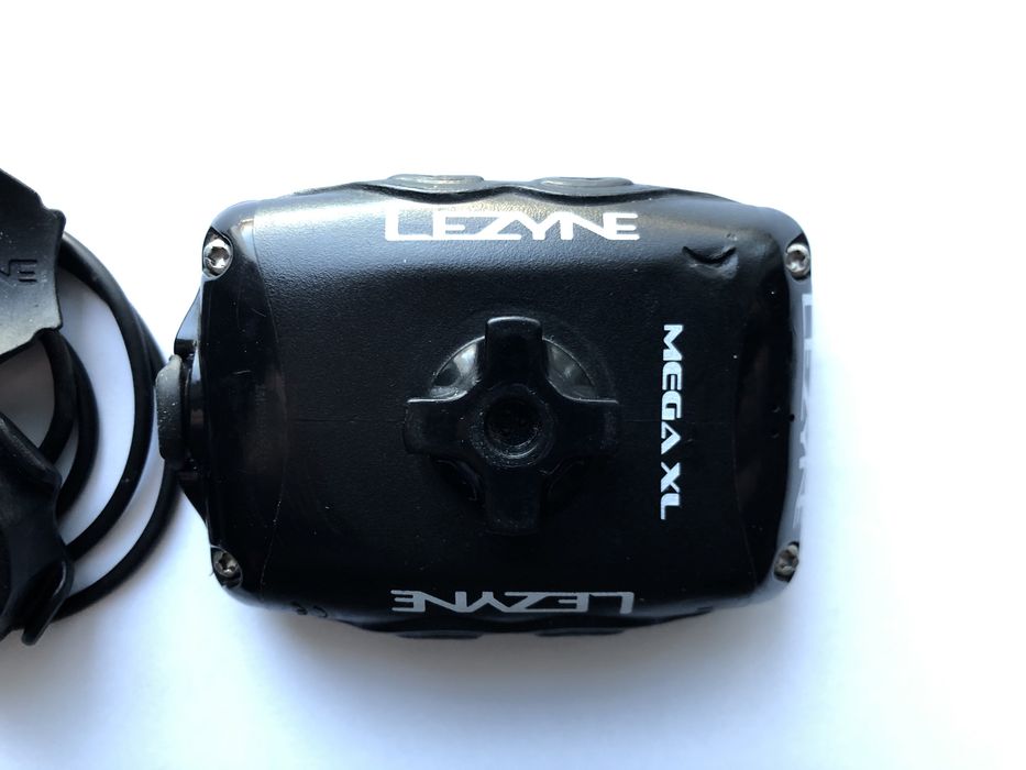 Велокомпʼютер LEZYNE Mega XL GPS (велокомпьютер, велотрекер)