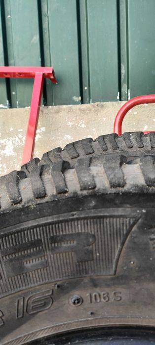 Pneus All Terrain 235/70 R16 Insaturbo Ranger