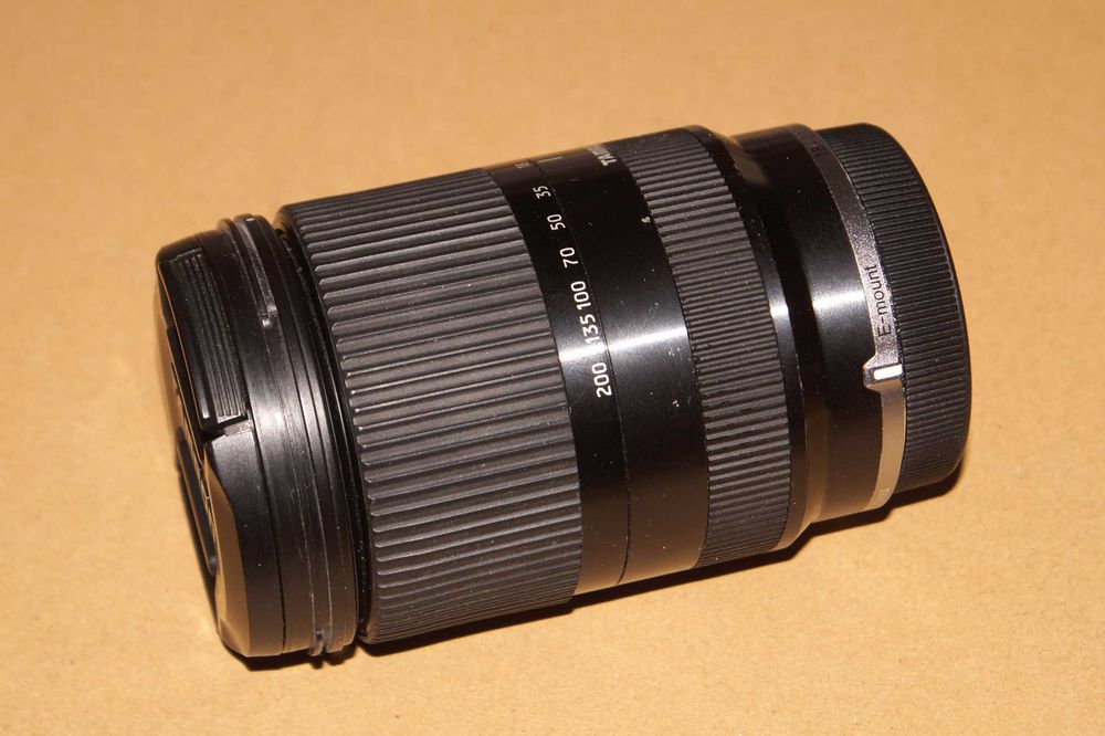 Tamron AF 18-200mm f/3.5-6.3 E-Mount Sony