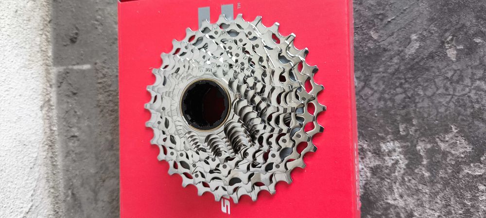 Grupo Sram Rival 2x12 elétrico novo a estrear