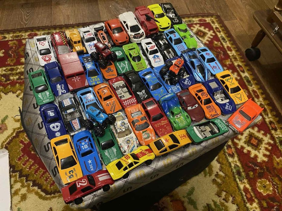 Машинки на любий смак