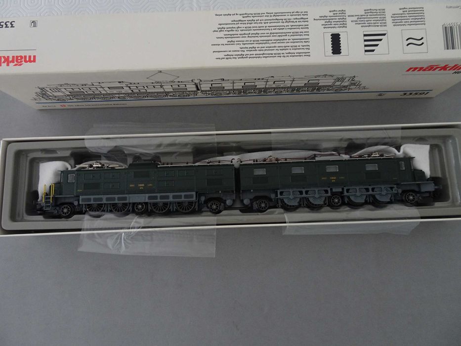 Locomotiva Marklin HO 33591 Ae 8/14 na caixa - Edição comemorativa dos 150 anos dos caminhos-de-ferro suiços