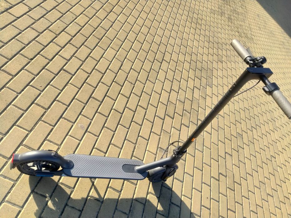 Самокат Xiaomi Mi Electric Scooter 1S