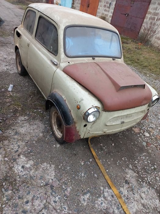 Автомобиль ЗАЗ 965