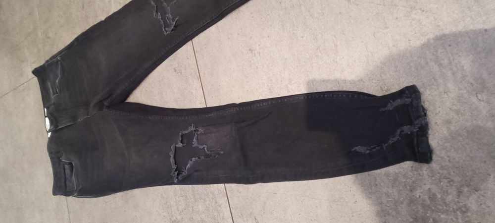 Spodnie jeansy skinny Bershka L/xl