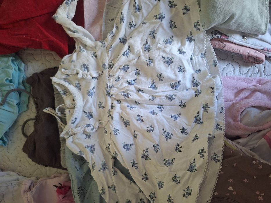 Paka ubranek dla dziewczynek 54-68