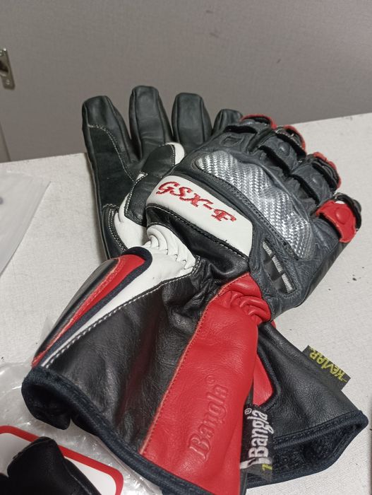 Calçado e luvas motard  em Stock (, Ocasião de negócio)