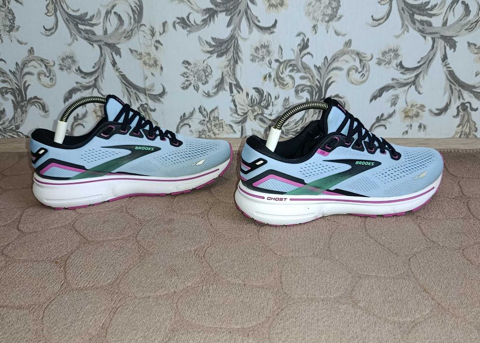 Кросівки чоловічі спортивні Brooks Shost 15
