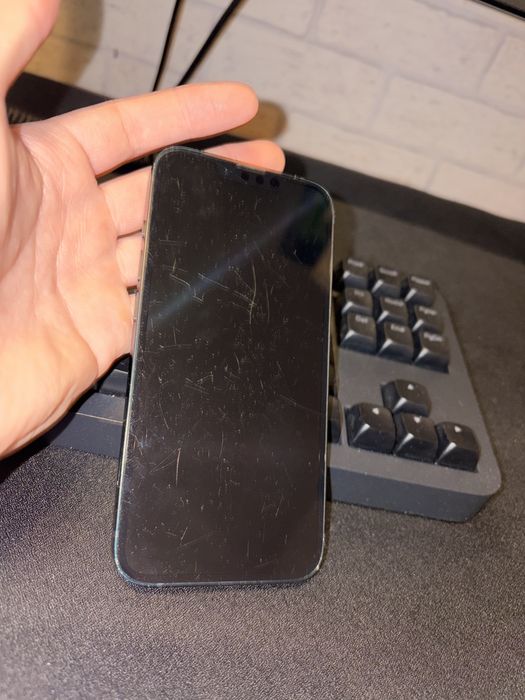 Telefon Apple iphone 13