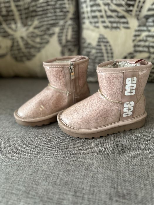 Угги Лофери крокси уги черевики кросівки 24,25,26