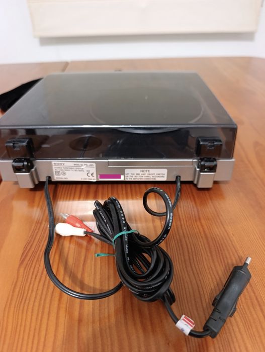Giradiscos Sony PS-J20
