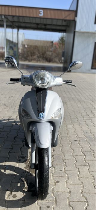Продам скутер piaggio liberty 4t на оригинальних деталях