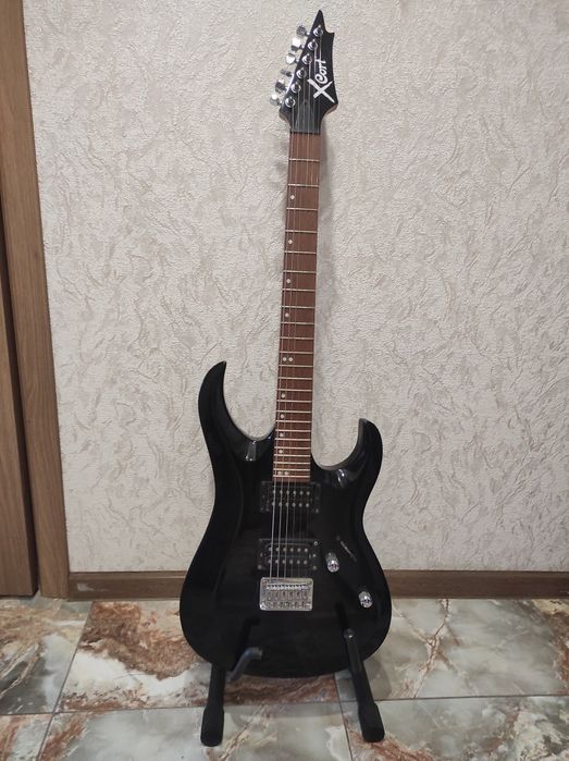 Электрогитара Xeort X-3 . Усилитель