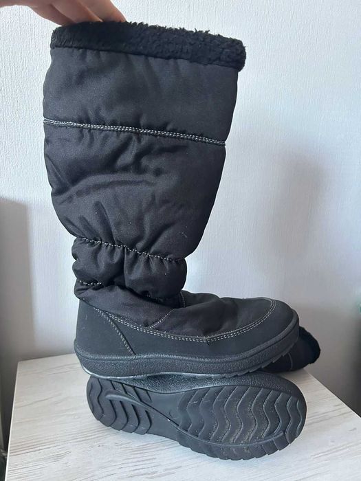 Жіночі зимові чоботи