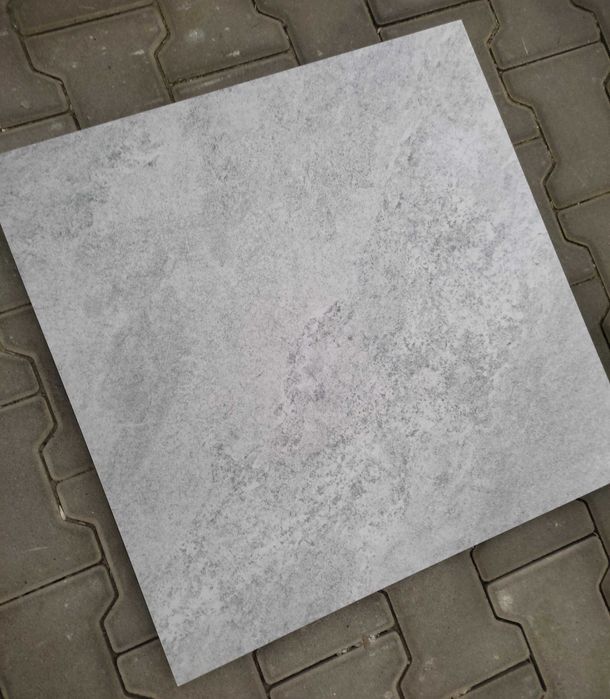 Płytki gresowe,  60x60x0,8 cm BL2134 Gat.1