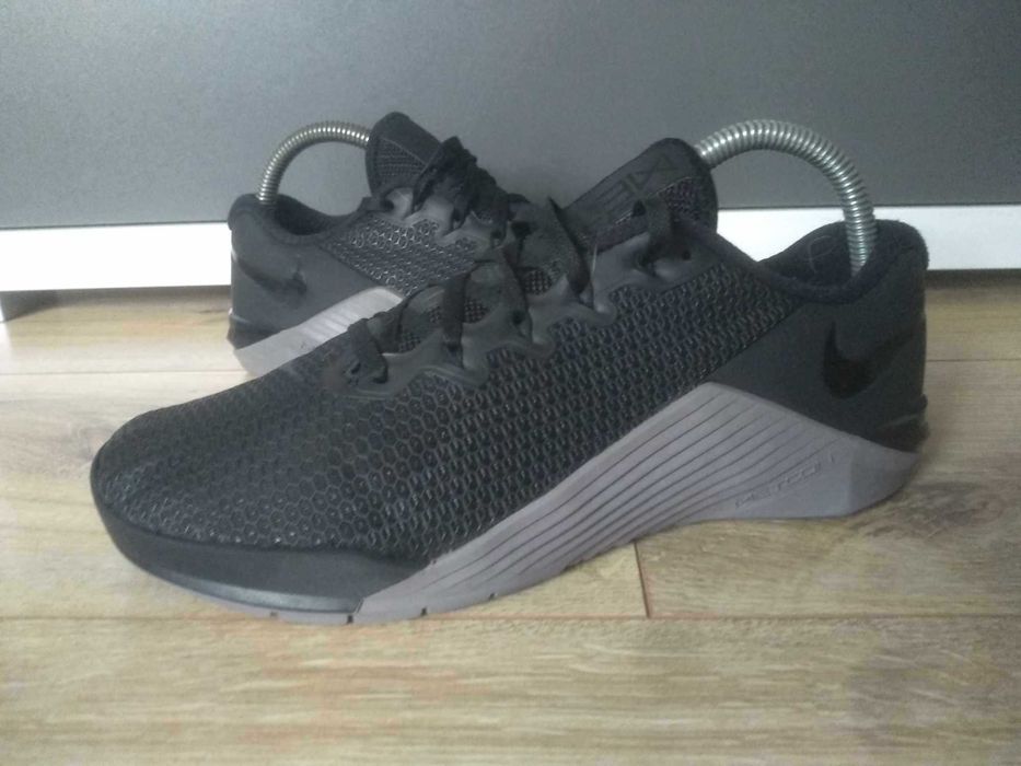 NIKE Metcon 5 AQ1189  Black Gunsmoke 40,5 buty treningowe
