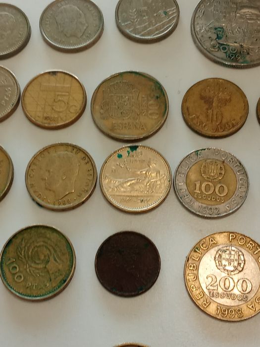 Moedas antigas várias de 1968 a 2011