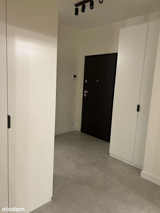 Mieszkanie 59,07m2 . Garaż x 2 rodzinny. Osiedle zamknięte. Dwustronne