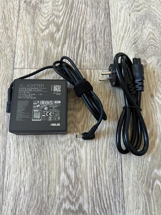 Блок живлення для ноутбука Asus 90W 19V 4.74A 4.0*1.35mm