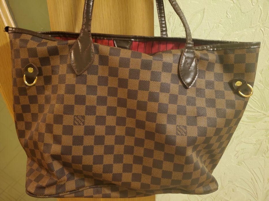 Продам  сумку під реставрацію