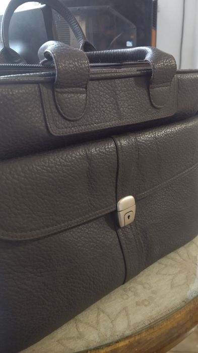 Портфель новый кожа